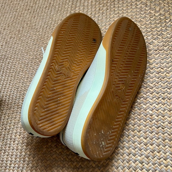 Rothy's Lace-Up Sneakers in blonde 8.5 - Picture 7 of 9